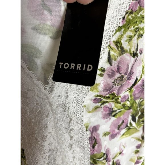 Torrid Size 2X Peplum Chiffon Clip Dot Lace‎ Inset Top White Pink Floral V Neck - Picture 8 of 14